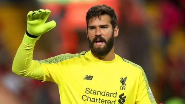 “Qalatasaray” “Liverpul”un qapıçısını transfer etmək istəyir