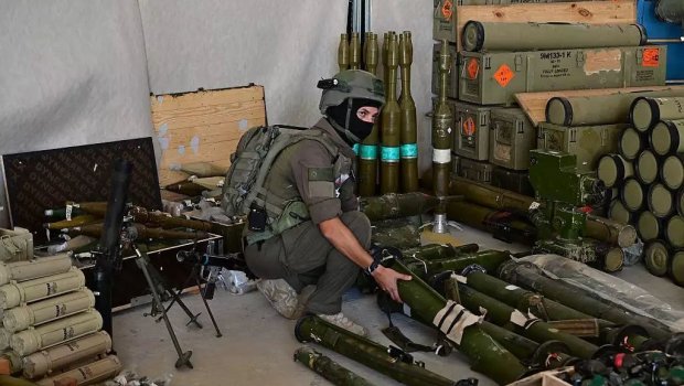 İsrail Hizbullah-dan İran və Rusiya silahları ələ keçirib