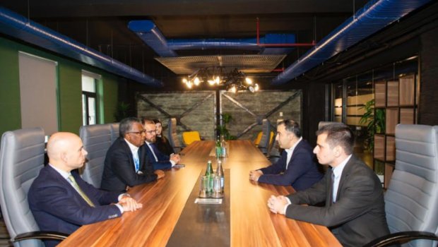 Baham Adalarının xarici işlər naziri &ldquo;ASAN xidmət&rdquo;də - FOTO