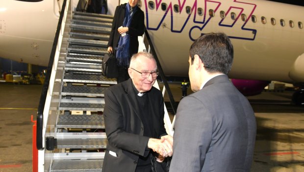 Müqəddəs Taxt-Tacın Dövlət katibi Azərbaycana GƏLDİ - FOTO