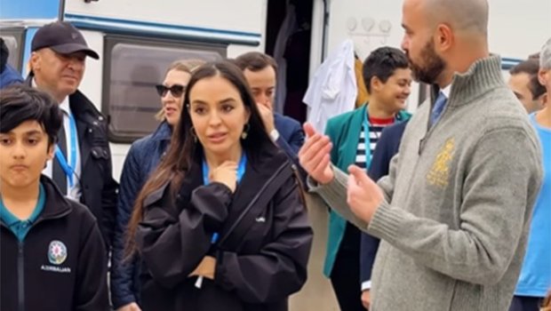 Leyla Əliyevadan balina maketi ilə bağlı paylaşım &ndash; VİDEO