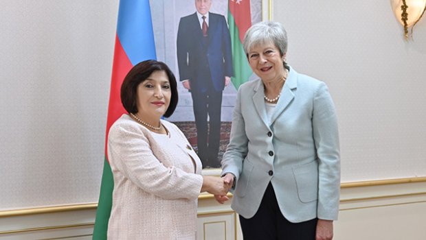 Tereza Mey Milli Məclisdə - FOTO  