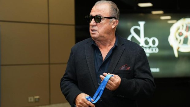 Fatih Terim belə QARŞILANDI &ndash; VİDEO