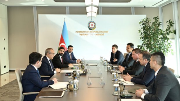 ABŞ şirkəti ilə bərpaolunan enerji resurslarından istifadə müzakirə olundu - FOTO