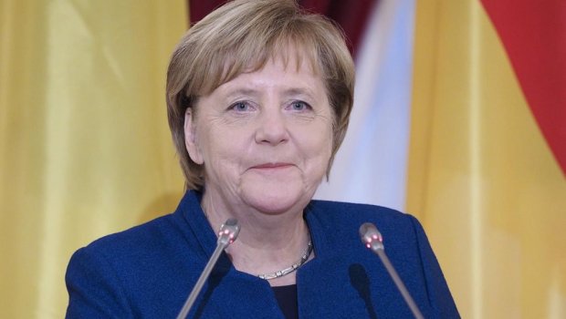 Merkel: Avropanın Rusiya qazından imtina etməsi Almaniya üçün ciddi iqtisadi zərbə oldu