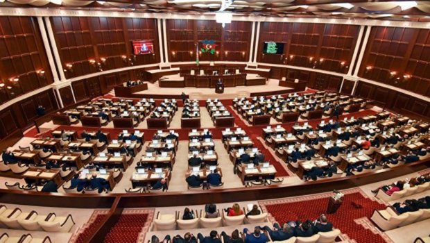 Milli Məclisdə Qərbi Azərbaycana qayıdışla bağlı ictimai dinləmə keçirilir