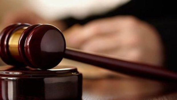 Atasını döyərək öldürən oğul cinayət məsuliyyətindən azad edildi