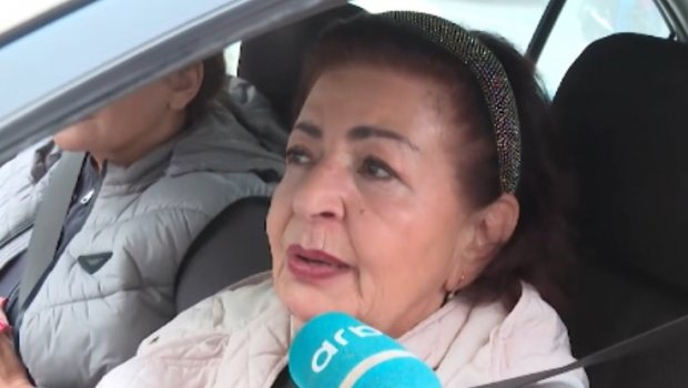 Kübra Əliyeva motosikletlərdən şikayət etdi - VİDEO