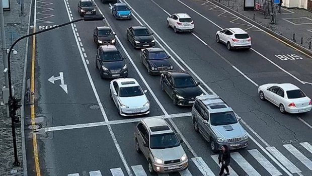 Bakıda tıxac olan yollar - SİYAHI