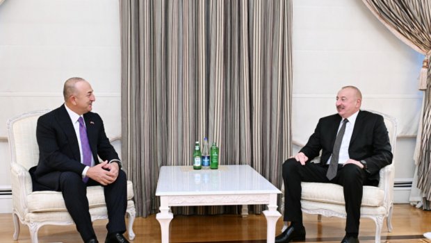 İlham Əliyev Mövlud Çavuşoğlunu QƏBUL EDİB - FOTO/VİDEO