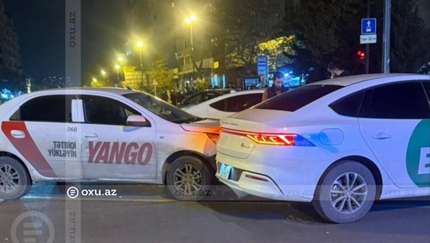Bakıda iki fərqli taksi şirkətinə məxsus maşınlar toqquşdu