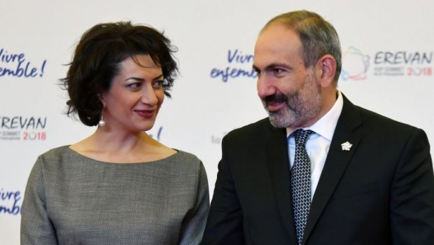 Parlament seçkilərində Paşinyanın partiyasına arvadı BAŞÇILIQ EDƏCƏK