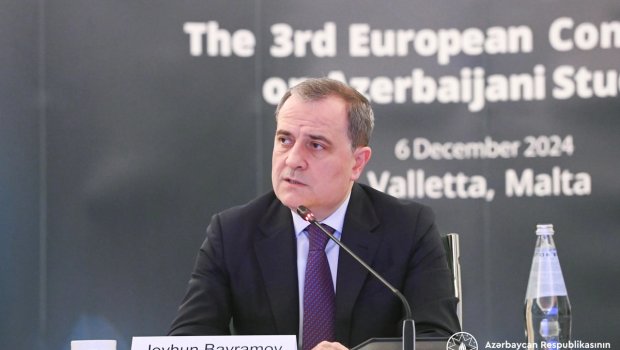 Ceyhun Bayramov III Avropa Azərbaycanşünaslıq Konfransında çıxış etdi &ndash; FOTO 