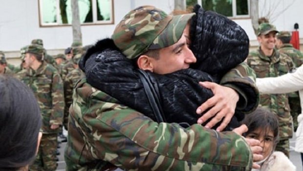 Əsgər valideyinlərinin nəzərinə - Görüş QADAĞAN edildi
