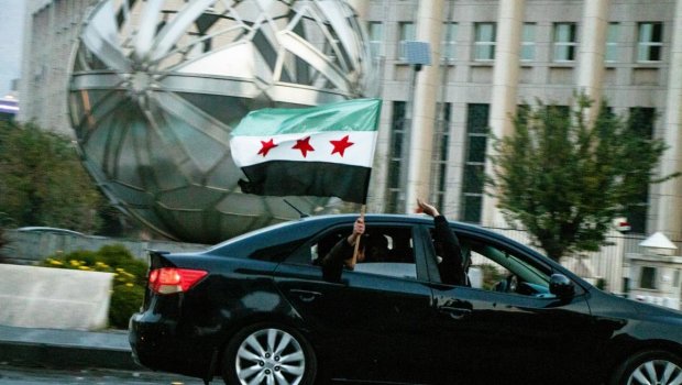 Suriya müxalifəti dekabrın səkkizini “milli bayram” elan etdi