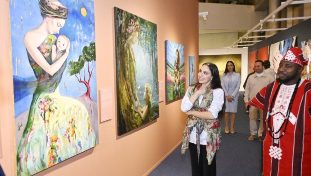 Leyla Əliyeva Heydər Əliyev Mərkəzində &ldquo;Yenidən doğulmuş gözəllik&rdquo; adlı SƏRGİDƏ - FOTO/VİDEO