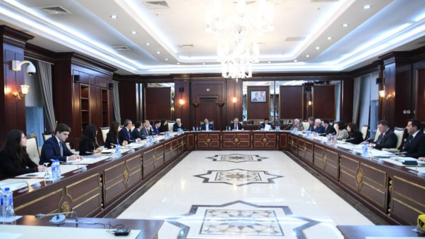 Daha üç qanun layihəsi Milli Məclisin plenar iclasına tövsiyə olunub - FOTO