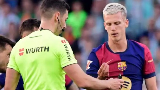 “Barselona”nın futbolçusu dişini meydandan tapdı - FOTO