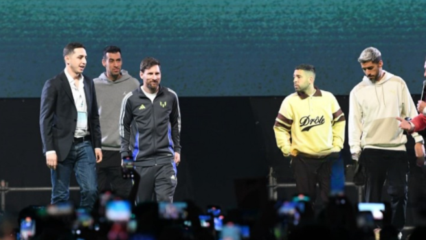 Lionel Messi Azərbaycana təşəkkür etdi - VİDEO