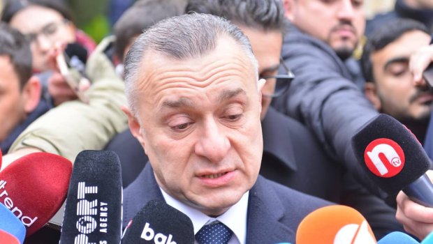 Səhiyyə naziri plastik əməliyyatlarla bağlı insanlara çağırış etdi - VİDEO