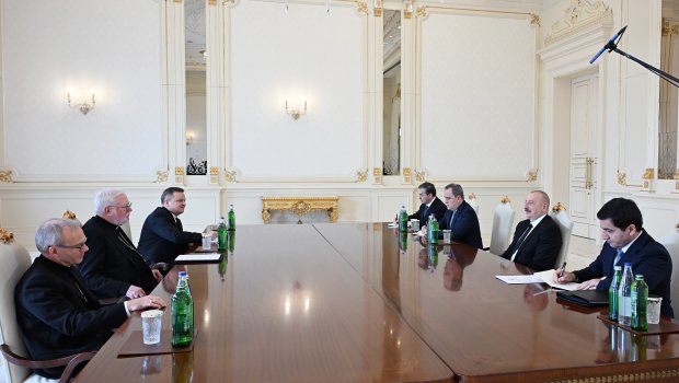 İlham Əliyev Müqəddəs Taxt-Tacın katibini qəbul edib - FOTO/VİDEO