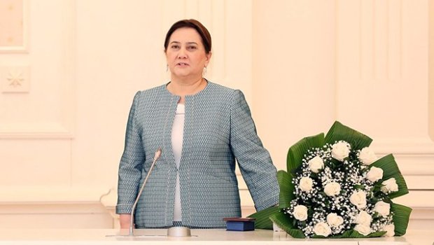 Ali Məhkəmənin qadın hakimi təqaüdə göndərildi