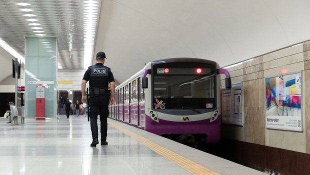 Bakıda metroya ziyan vuran Fransa vətəndaşının şikayəti TƏMİN OLUNMADI