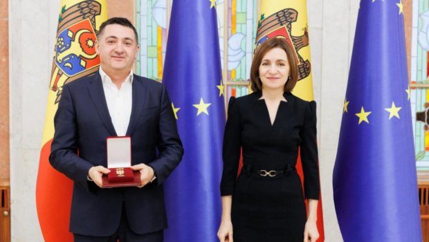 Maya Sandu soydaşımızı təltif etdi - FOTO