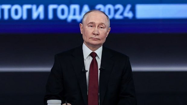Putin mətbuat konfransı keçirir - CANLI