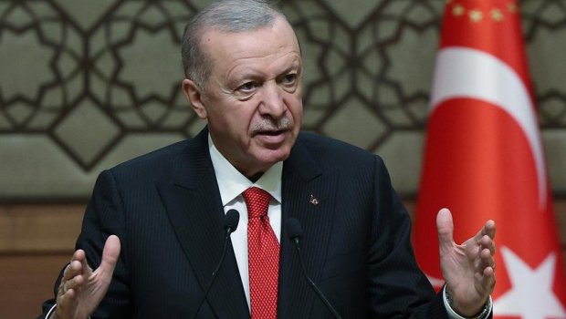 Ərdoğan: Qardaş Azərbaycana D-8 ailəmizə "xoş gəldiniz" deyirəm