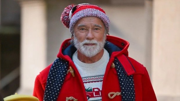 Şvartsenegger “Şaxta baba” obrazında – FOTO