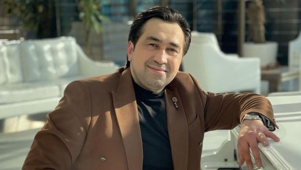 Elton konsertinə niyə yalnız Ayazı dəvət edib?