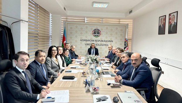 İntizam pozuntularına yol verən üç vəkil CƏZALANDIRILDI