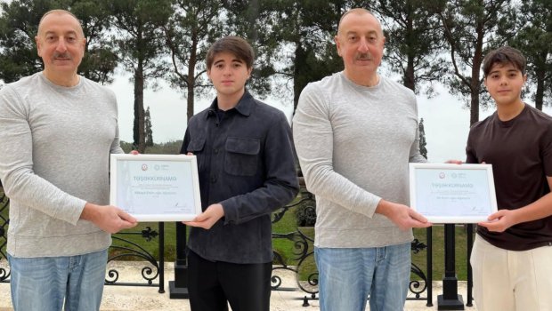 Prezident nəvələrini Təşəkkürnamə ilə təltif etdi &ndash; FOTO
