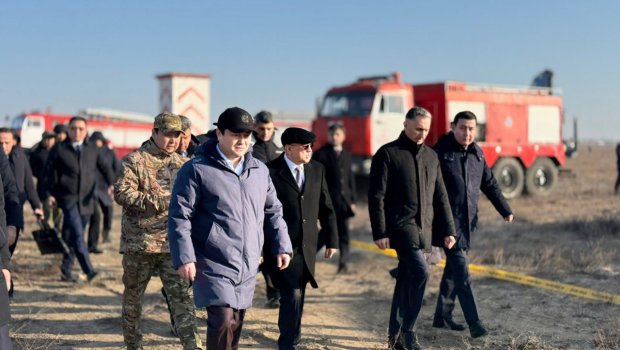 Azərbaycan rəsmiləri qəza baş verən ərazidə - FOTO