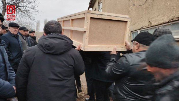 Təyyarə qəzasında həlak olan 19 yaşlı Xədicə doğulduğu torpaqda DƏFN OLUNUB &ndash; FOTO