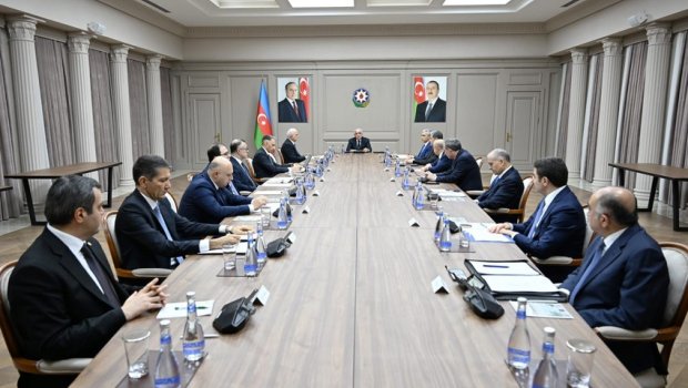 Aktau faciəsinin səbəblərinin araşdırılması üçün yaradılmış Dövlət Komissiyasının növbəti iclası KEÇİRİLDİ - FOTO