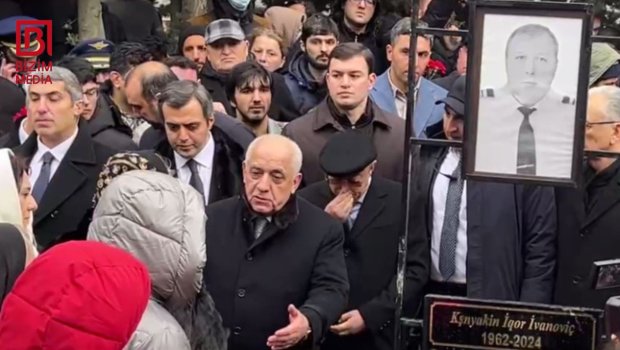Baş nazir ekipaj üzvlərinin ailələrinə başsağlığı verdi - VİDEO