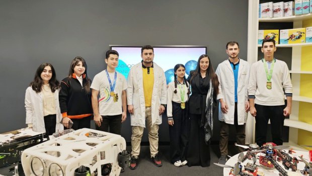Leyla Əliyeva STEAM İnnovasiya Mərkəzini ziyarət edib - FOTO