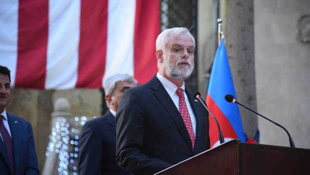 ABŞ səfirindən Azərbaycan dilində təbrik - VİDEO