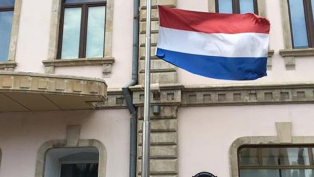 Niderland səfirliyi xalqımızı Həmrəylik Günü və Yeni il münasibətilə TƏBRİK ETDİ &ndash; FOTO