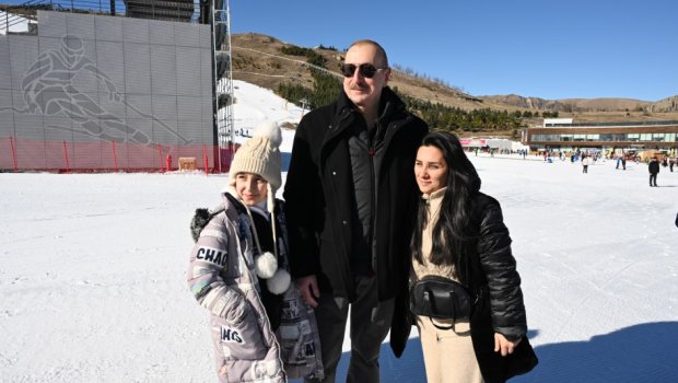 Prezidentin &ldquo;Şahdağ&rdquo;da istirahətə gələnlərlə səmimi FOTOLARI - VİDEO