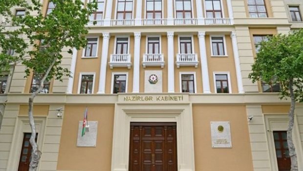 Nazirlər Kabinetində işə düzəldəcəyi vədini verib 40 min &ldquo;atdı&rdquo;