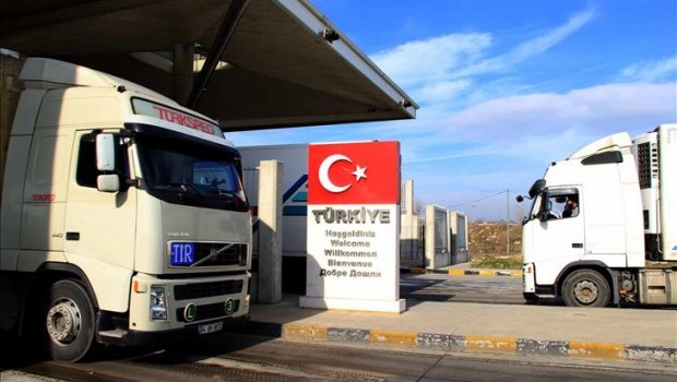 İrana məxsus yük maşınları Türkiyə sərhədində qaldı - SƏBƏB