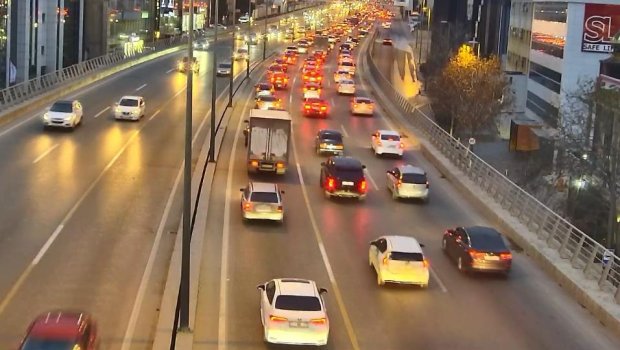 Bakının bu yollarında hazırda tıxac var - SİYAHI