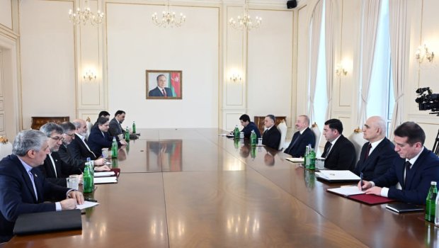 Prezident İran rəsmilərini qəbul etdi - FOTO/VİDEO