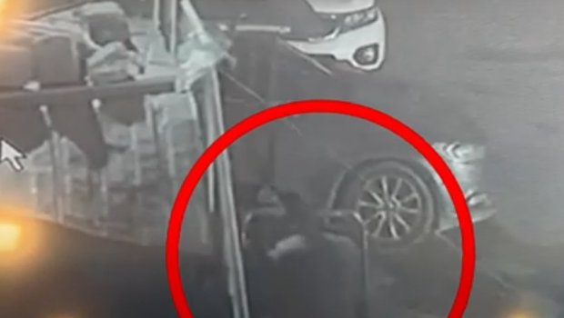 Enerji paylayıcı qutularından oğurluq etdi, kameraya düşdü &ndash; ANBAAN VİDEO