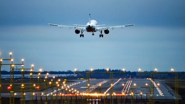 Rusiyada bağlanan hava limanları fəaliyyətini BƏRPA ETDİ