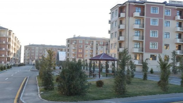 Gəncədə Kəlbəcər sakini BIÇAQLANDI