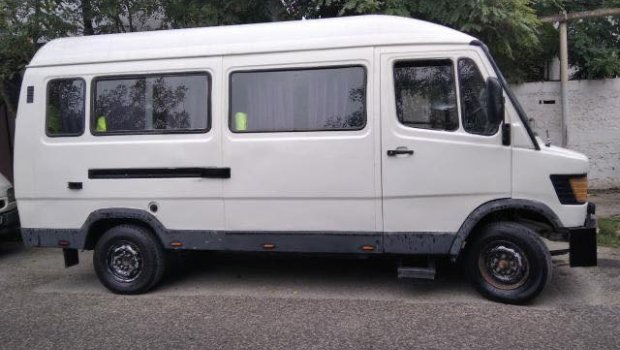 Narkotik çəkib mikroavtobus sürdü, həbs olundu &ndash; FOTO